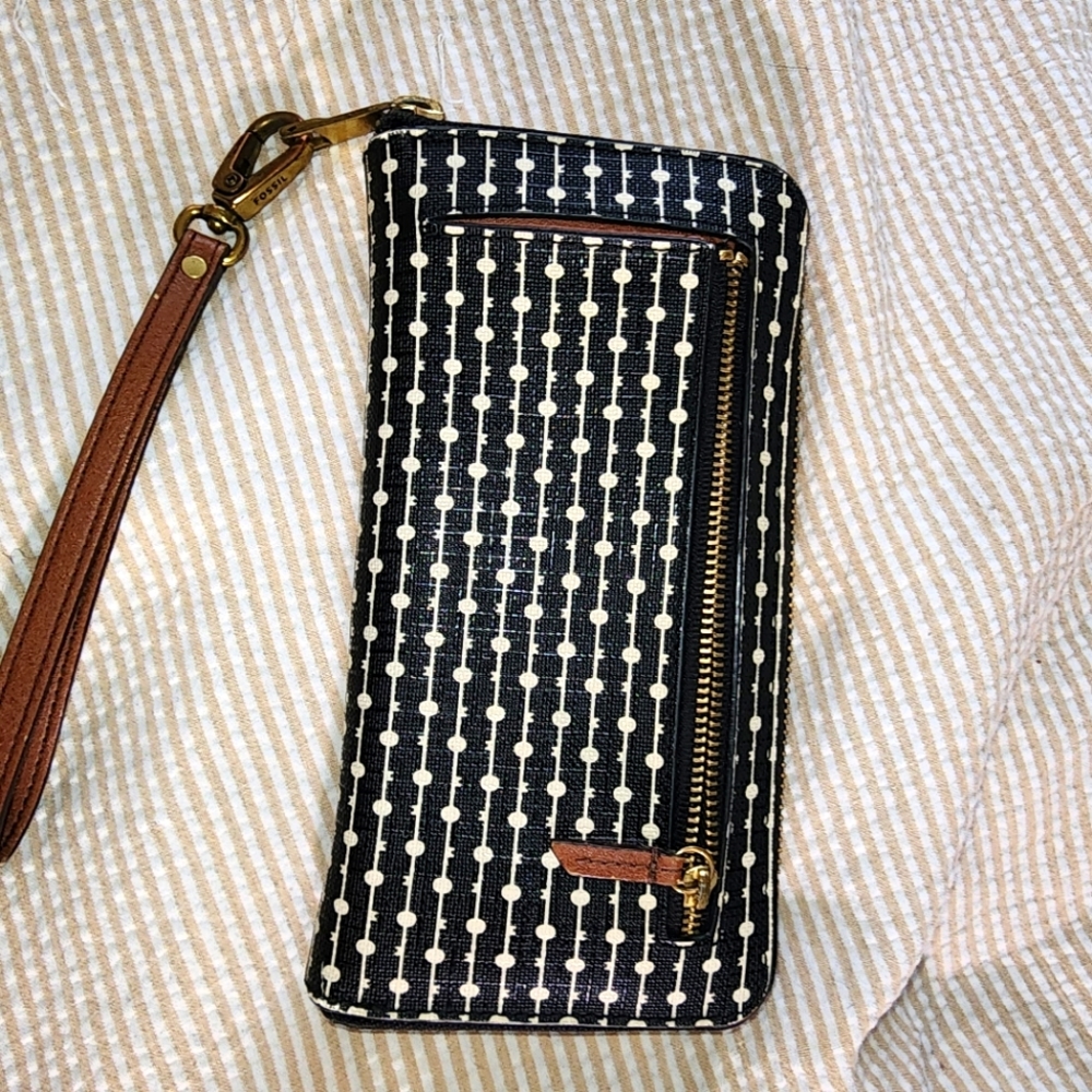 COPY - Fossil Wallet